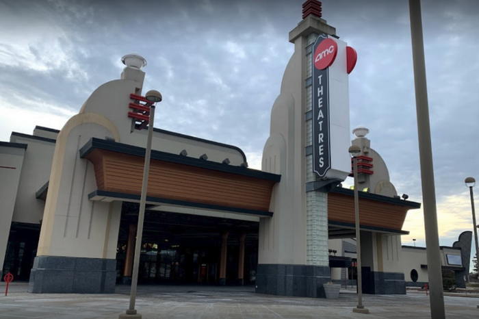 Star Southfield 20 - From Theater Website (newer photo)